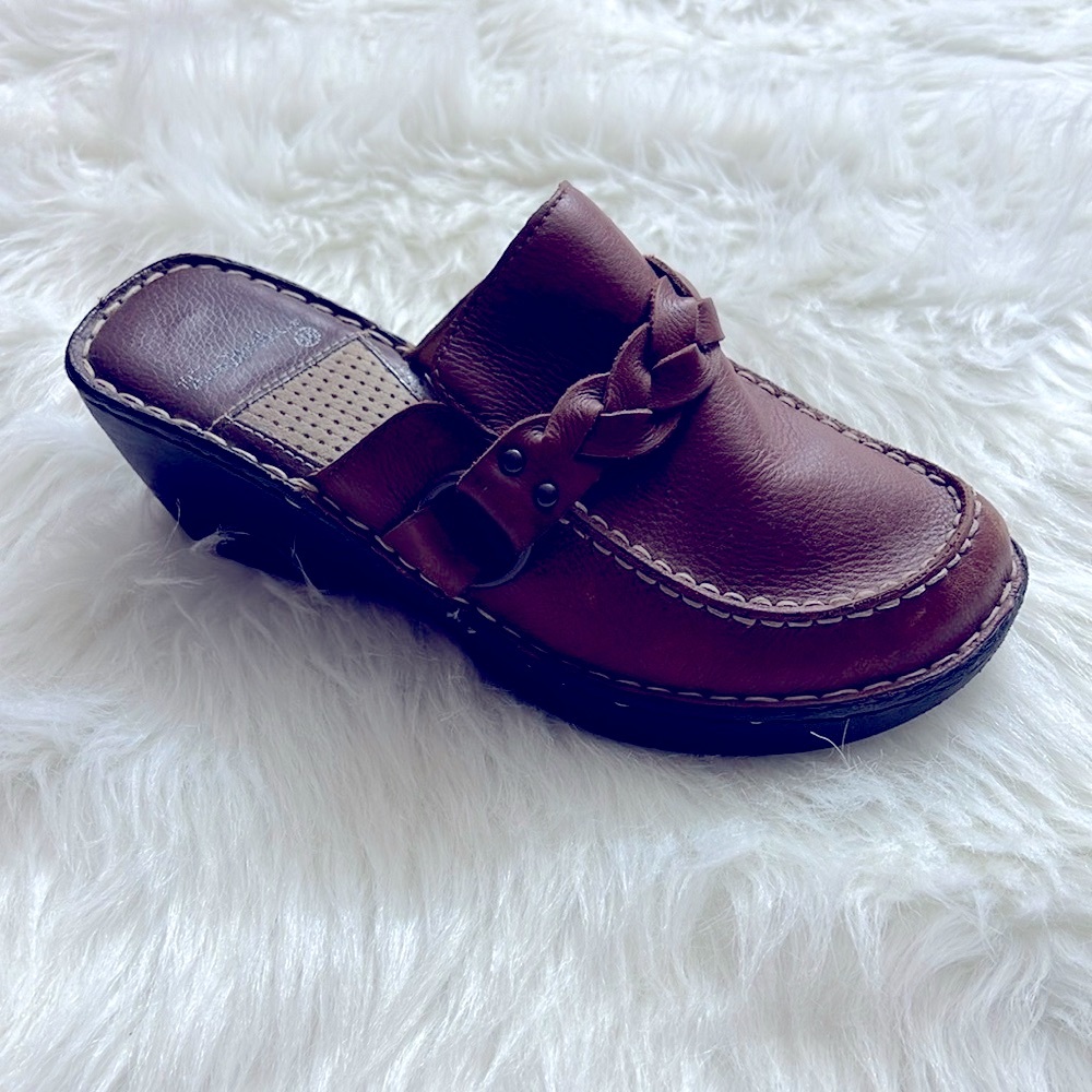 Thom McAn Slip-On Mules